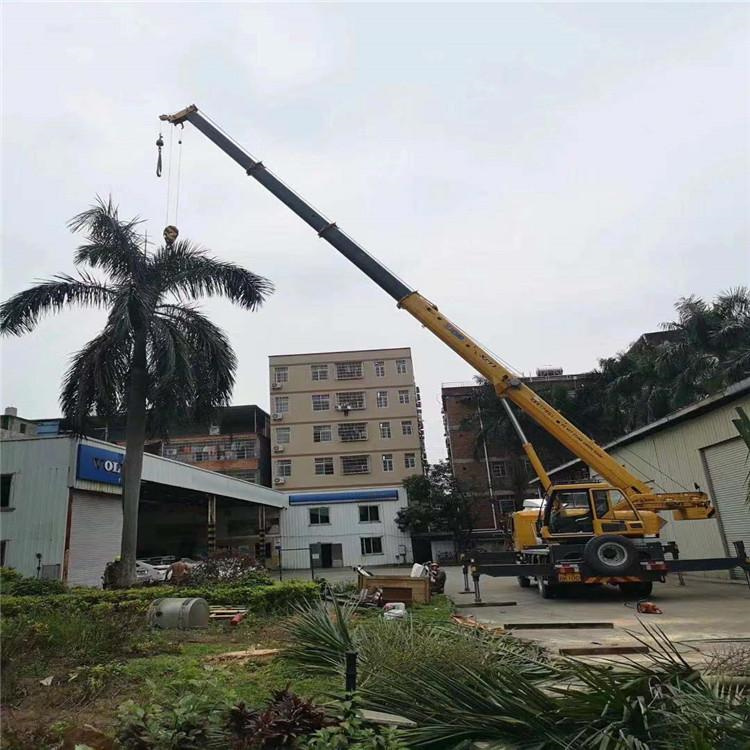 威海12吨吊车出租一天的收费标准是什么