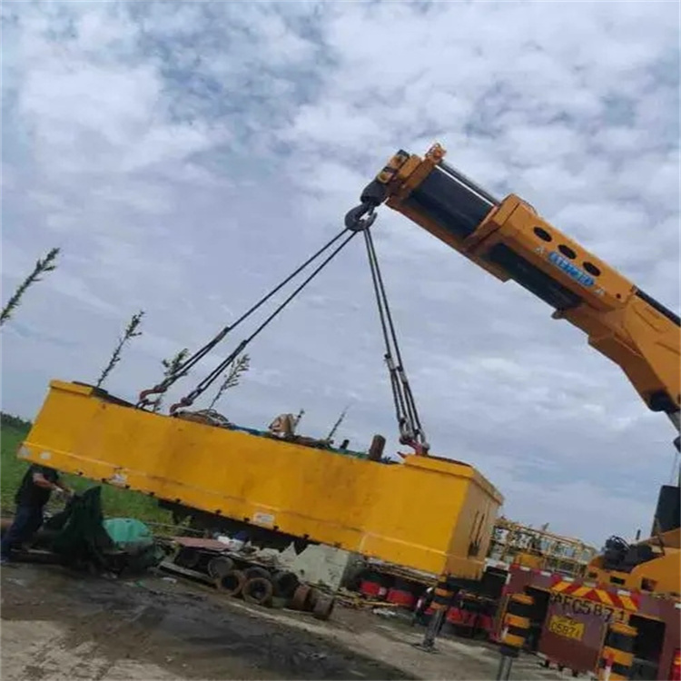 威海随车吊吊集装箱怎么吊